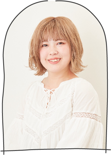 工藤 沙羅のバストアップの写真